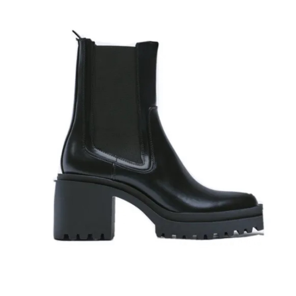 Zara Chelsea Boots Size 11 New
